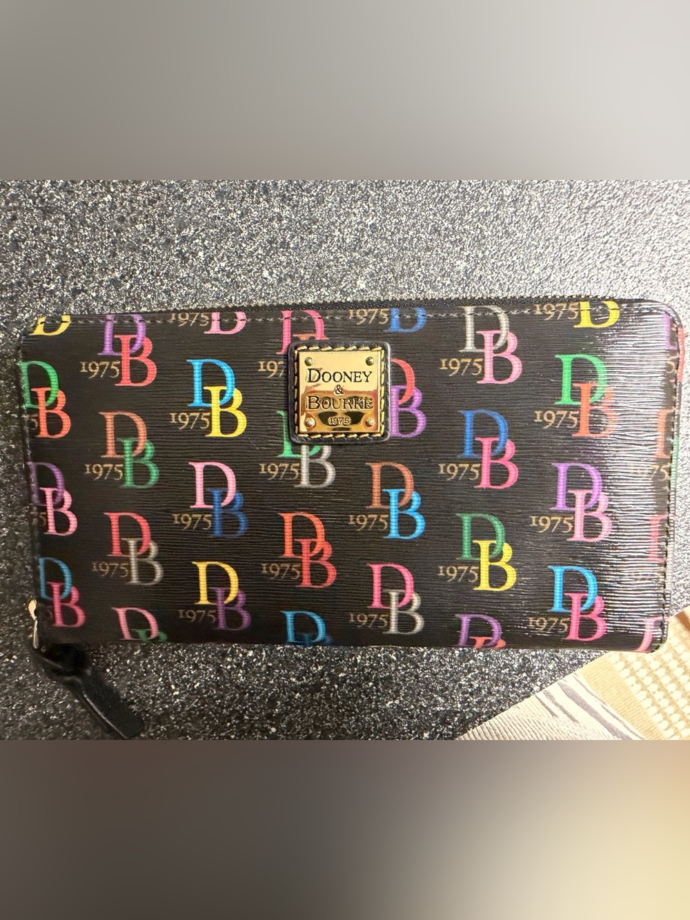 Dooney & Bourke Black Multicolor DB Logo Zip Wallet